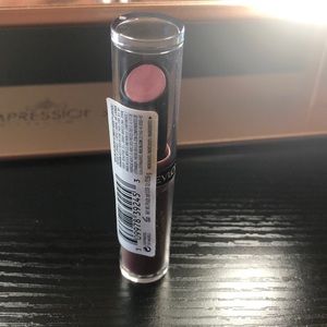 Revlon ColorStay Ultímate Suade Lipstick